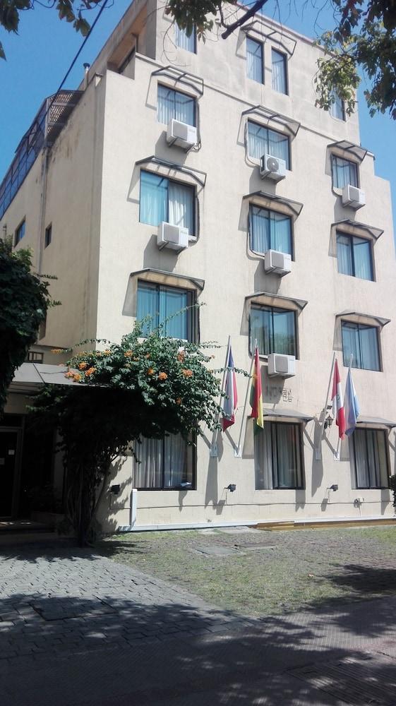 Hotel Maria Angola Сантьяго Экстерьер фото